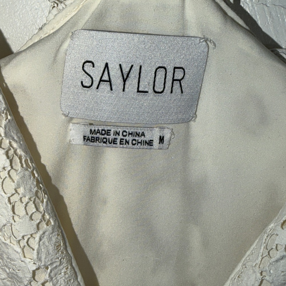 Saylor Dana Dress in White Cream Coated Lace Off the Shoukder Ruffled Size M - Picture 4 of 7